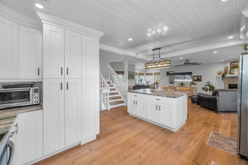 110 Carlyle Circle - Photo 18