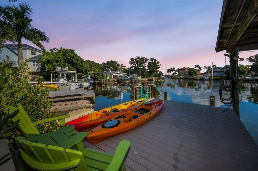 110 Carlyle Circle - Photo 2