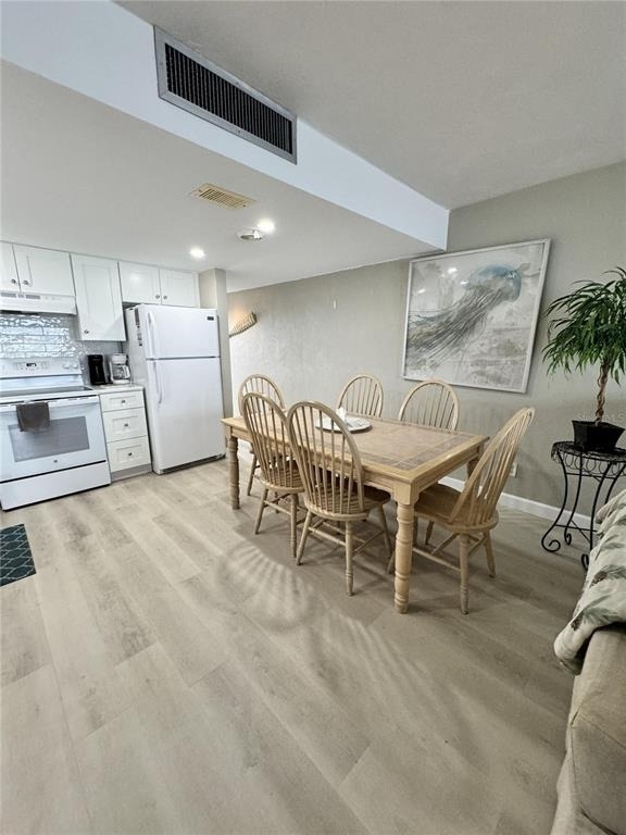 4849 Saxon Drive - Photo 3