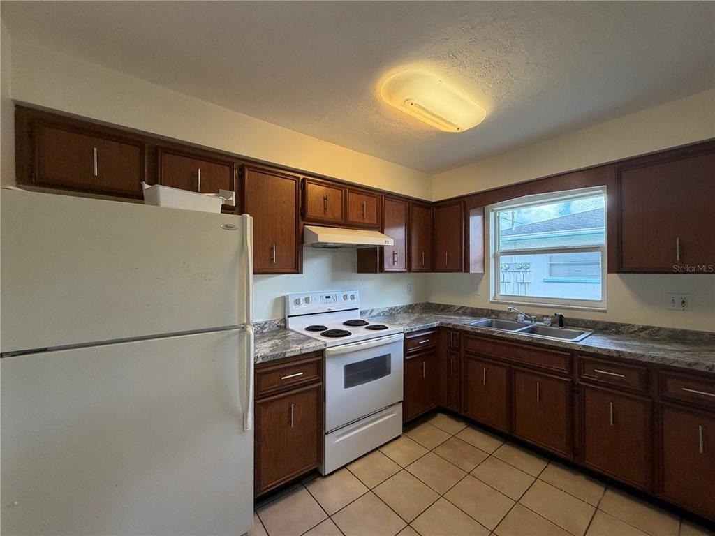 2507 Terry Lane - Photo 6