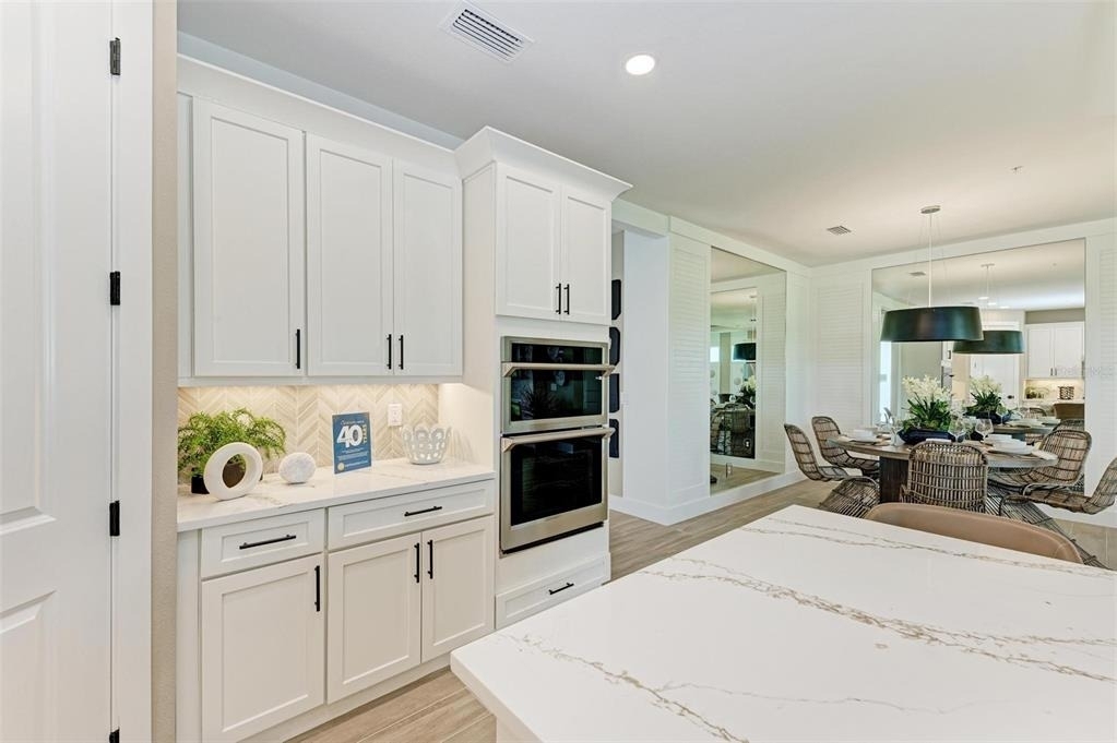10016 Rembrandt Way - Photo 9