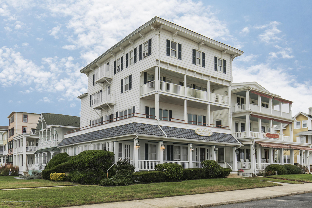 18 Ocean Avenue - Photo 0