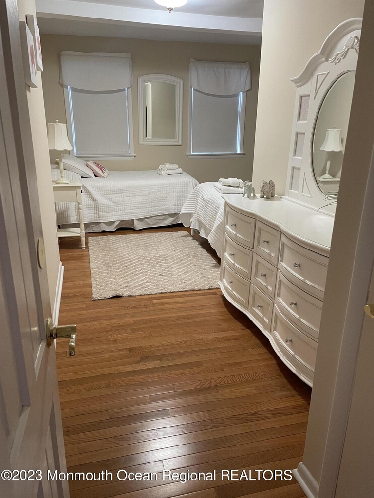 18 Ocean Avenue - Photo 32