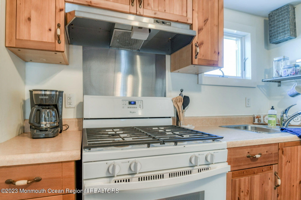 69 Franklin Avenue - Photo 6