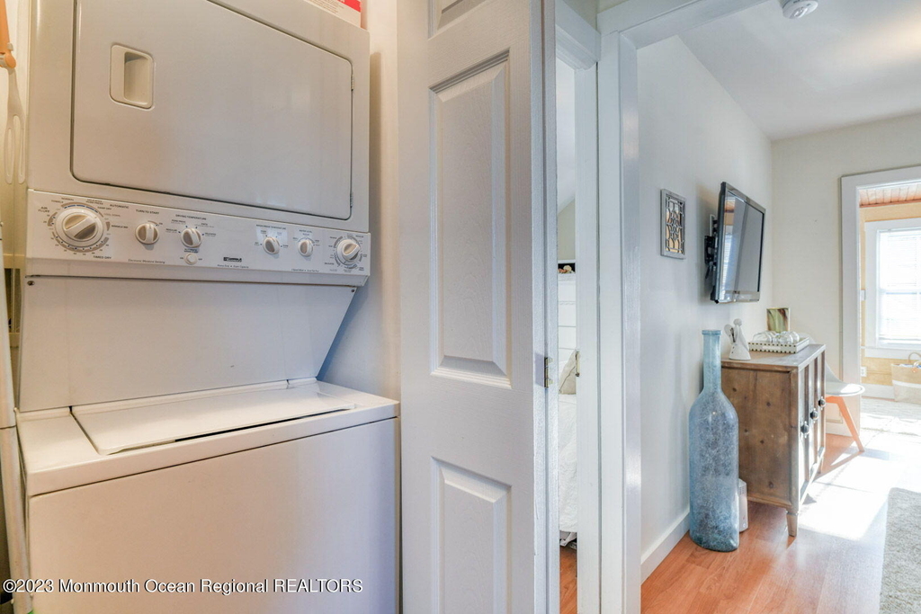 69 Franklin Avenue - Photo 11