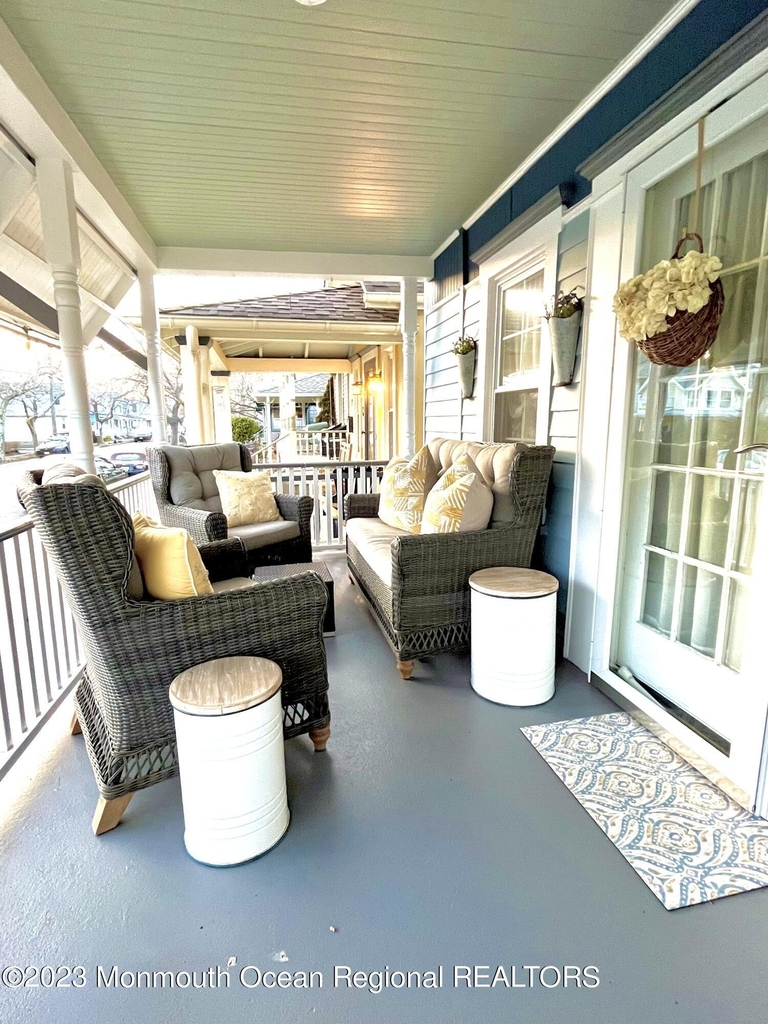 69 Franklin Avenue - Photo 8