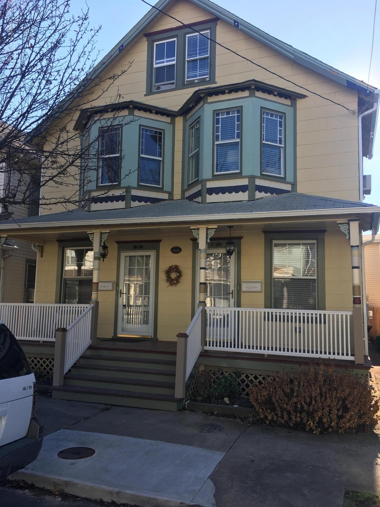 56 Heck Avenue - Photo 1