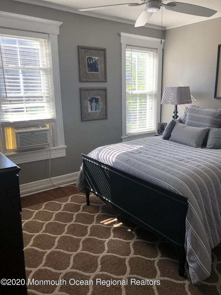 56 Heck Avenue - Photo 10