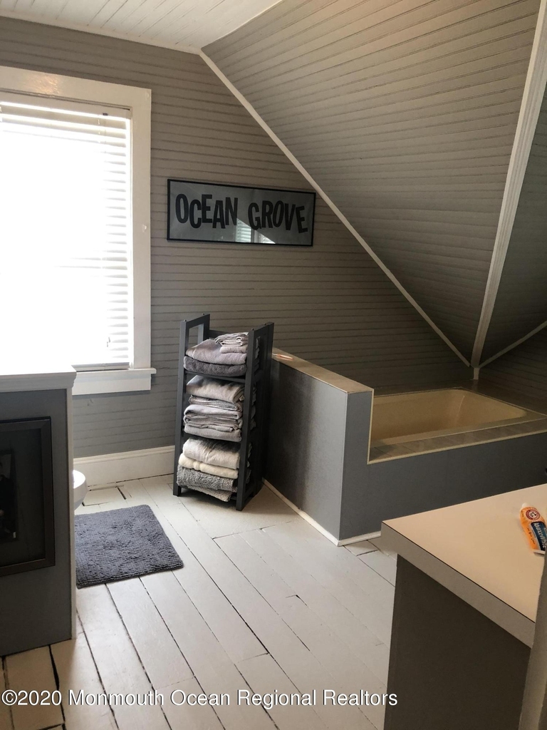 56 Heck Avenue - Photo 21