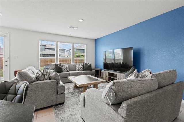 925 West Drive - Photo 5