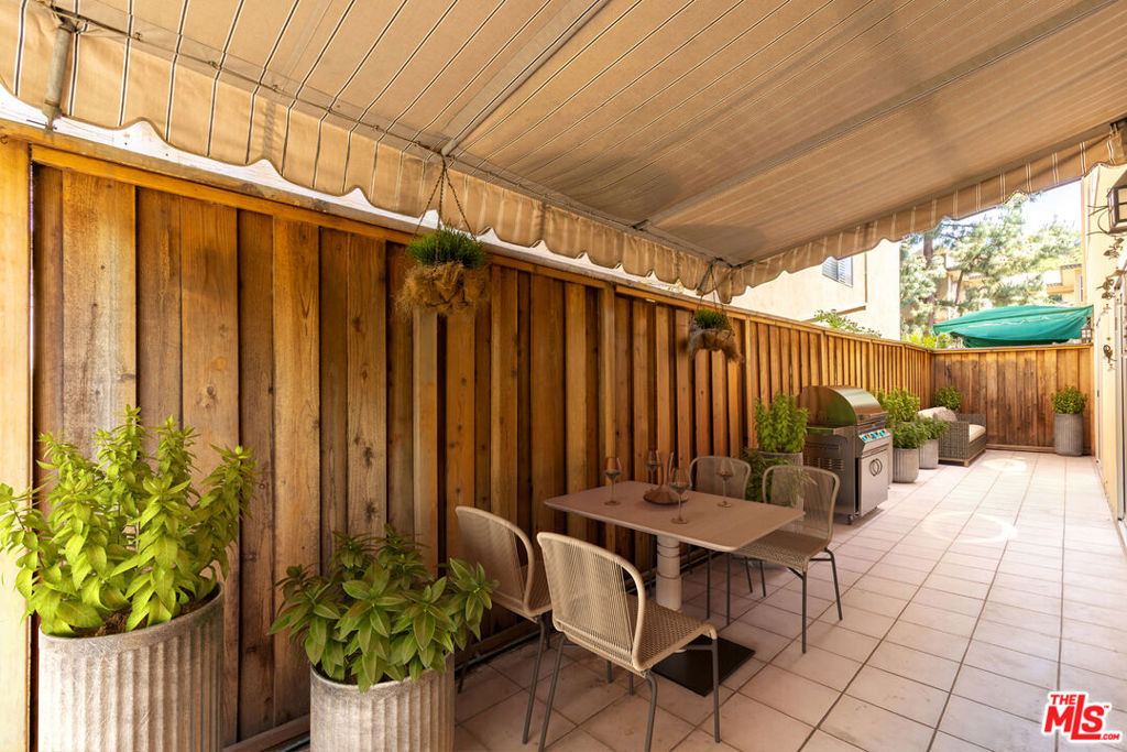 6732 Hillpark Drive - Photo 12