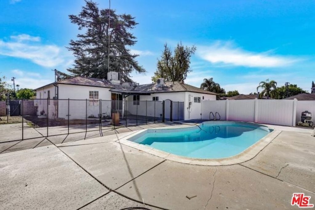 6633 Belmar Avenue - Photo 15