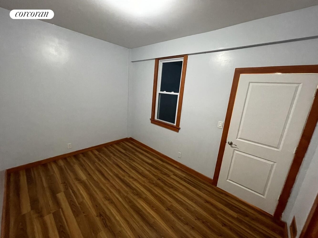 334 Locust Street - Photo 3