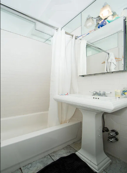 7th Avenue  - Photo 3