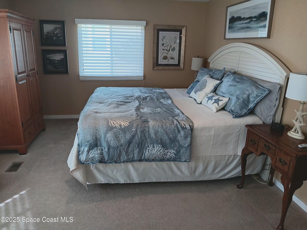 621 Hyacinth Circle E - Photo 15