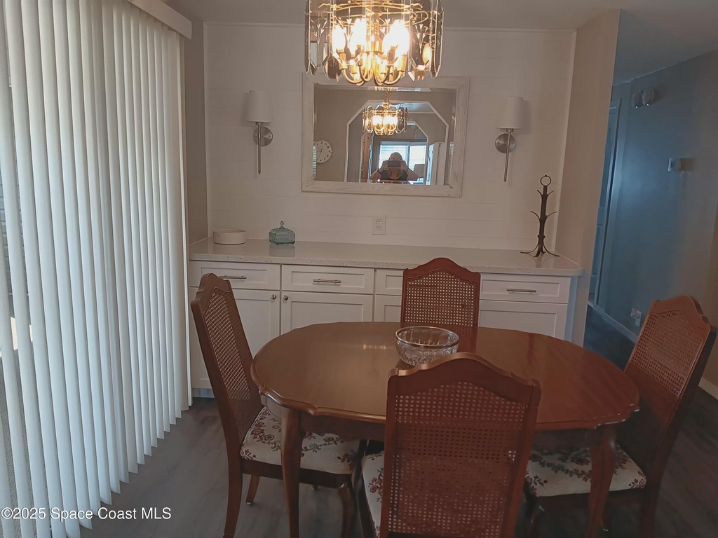 621 Hyacinth Circle E - Photo 6