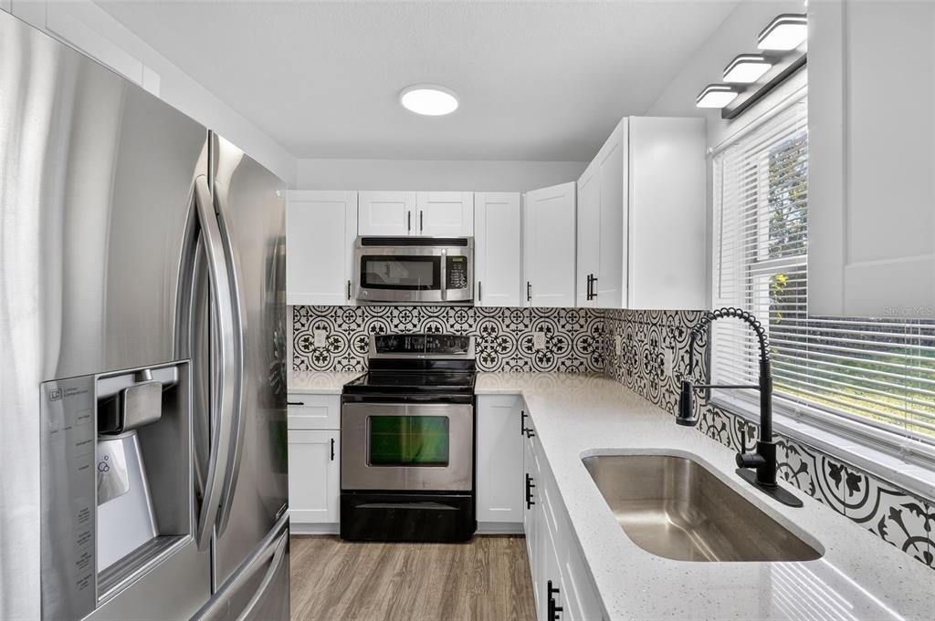 3034 Touraine Avenue - Photo 19