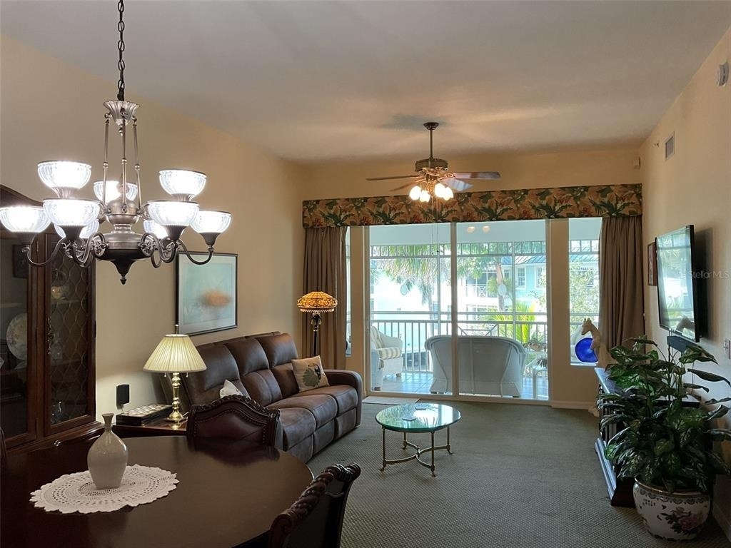 5125 Melbourne Street - Photo 4