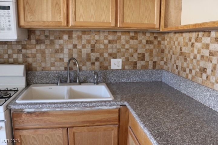 3955 Visby Lane - Photo 6