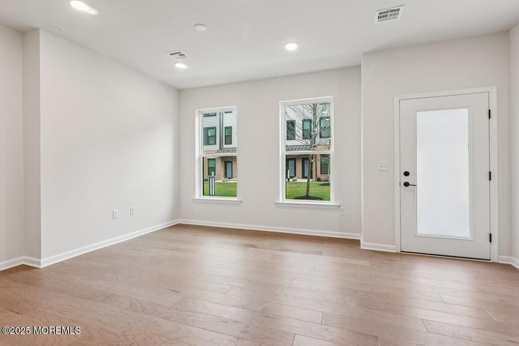 214 Jessie Place - Photo 4
