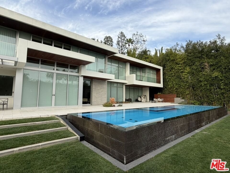 1232 Sunset Plaza Drive - Photo 48