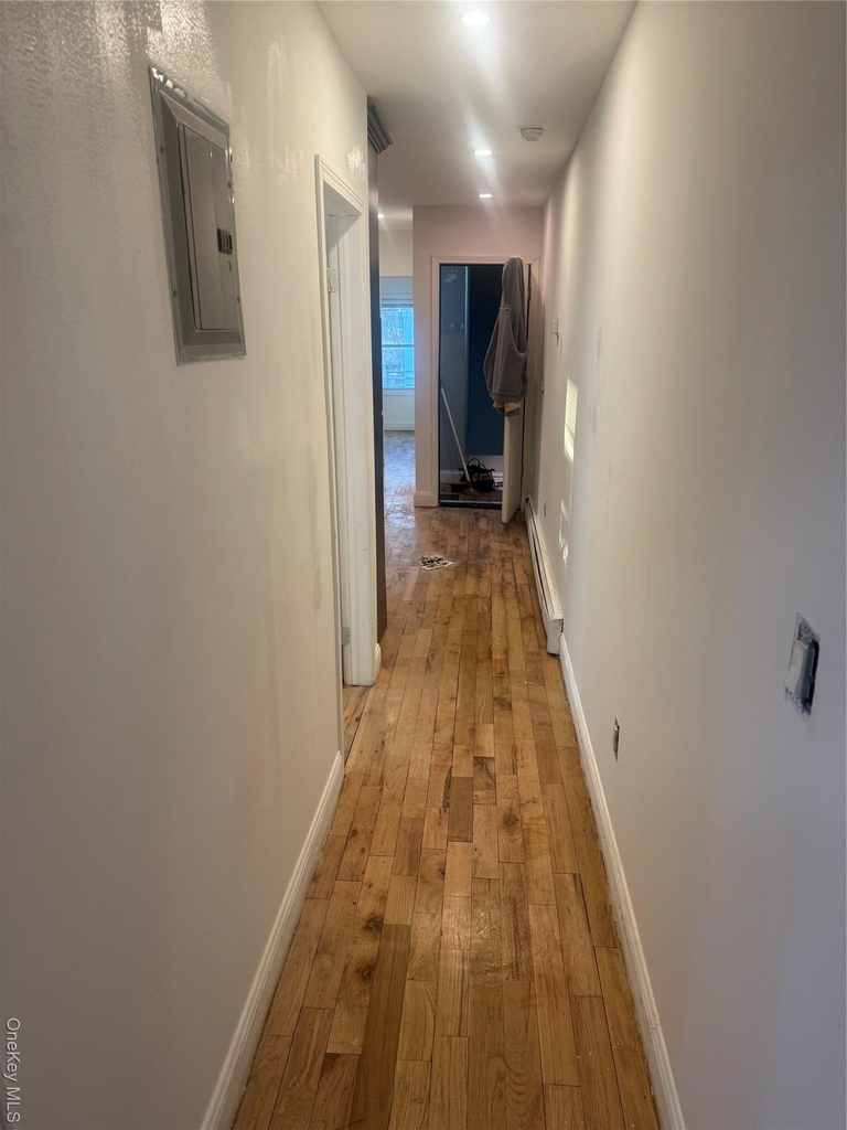 28 Clinton Avenue - Photo 4