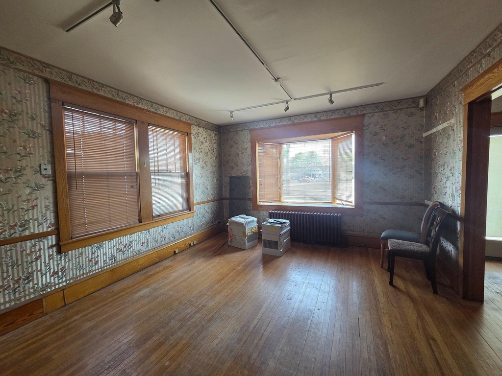 101 N Broadway - Photo 25