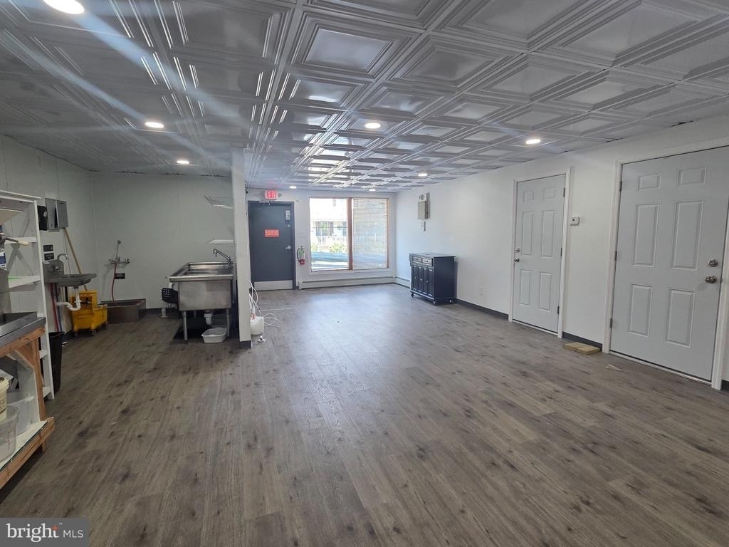 101 N Broadway - Photo 29