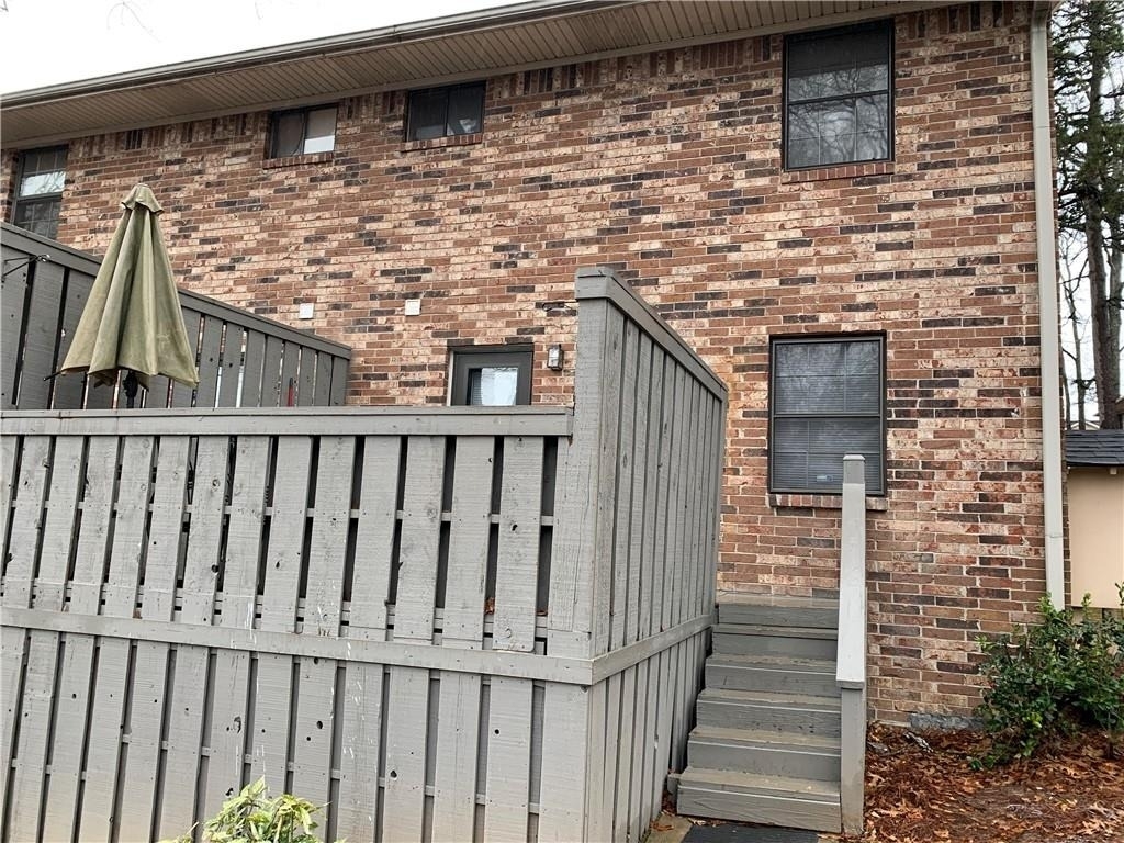 1235 Riverside Drive - Photo 4