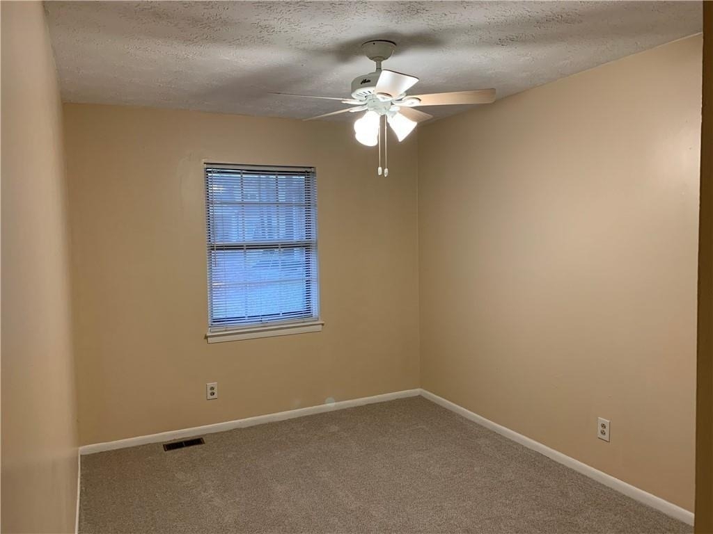 1235 Riverside Drive - Photo 15