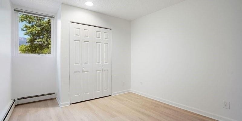1000 W Moorhead Cir - Photo 12