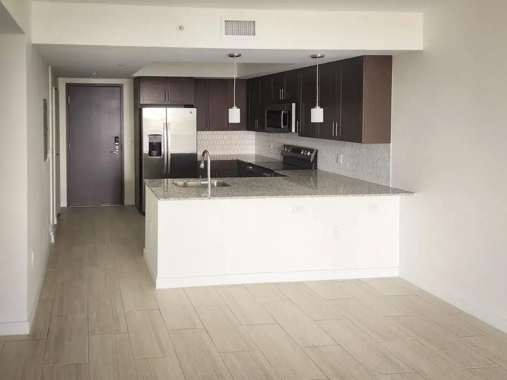 11850 Sw 216th St - Photo 1