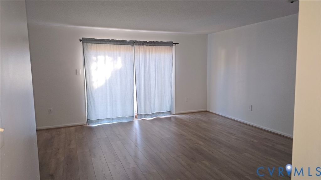 1501 Ivymount Road - Photo 1