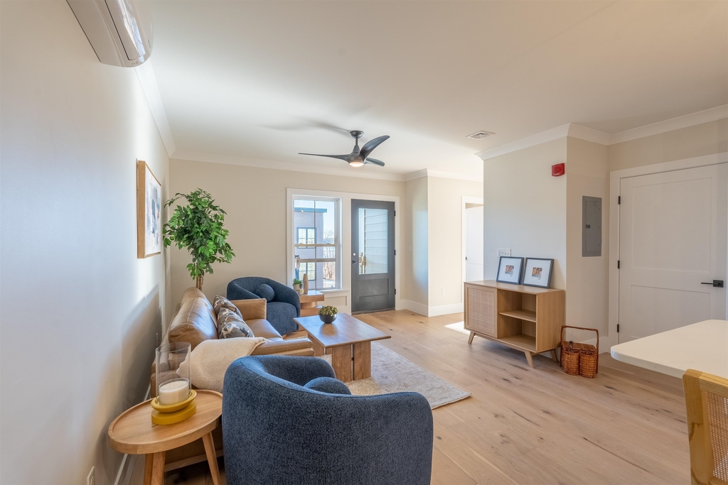 815 Lafayette - Photo 16