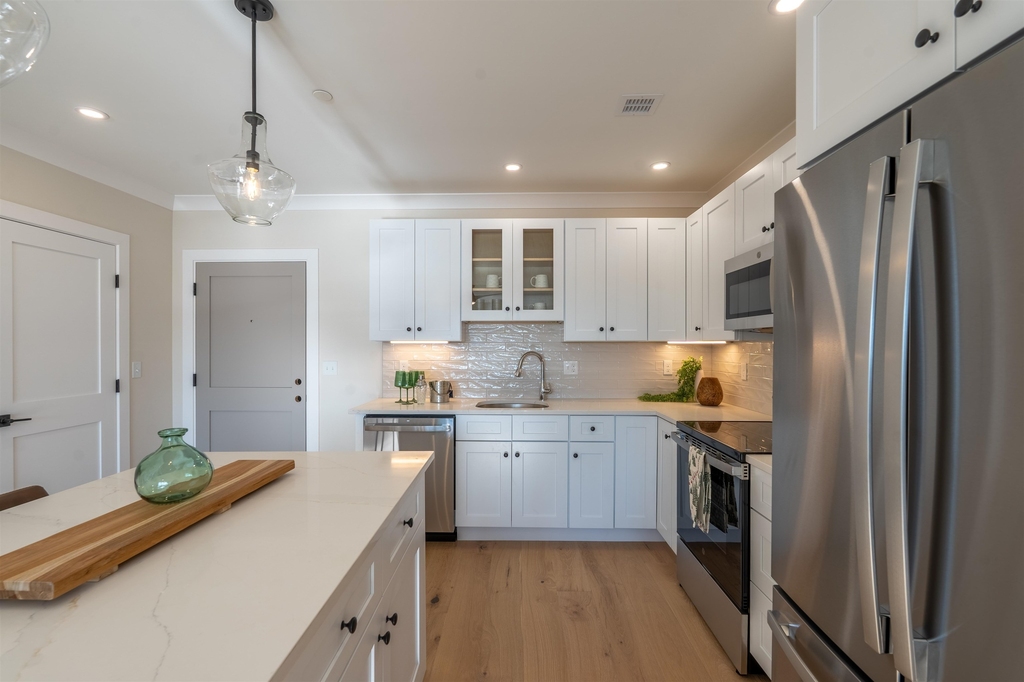815 Lafayette - Photo 4