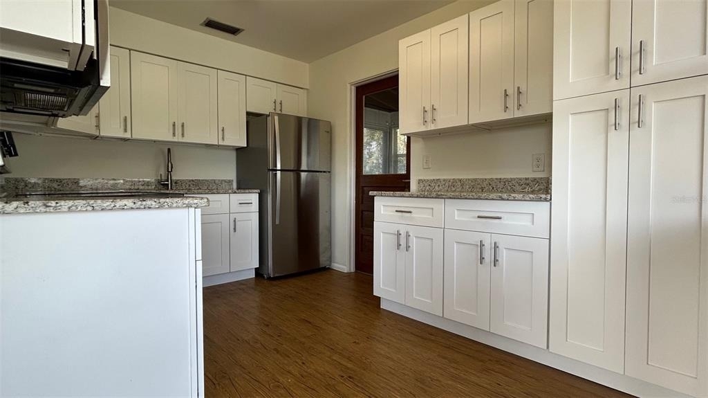 1028 Lake Weldona Drive - Photo 3