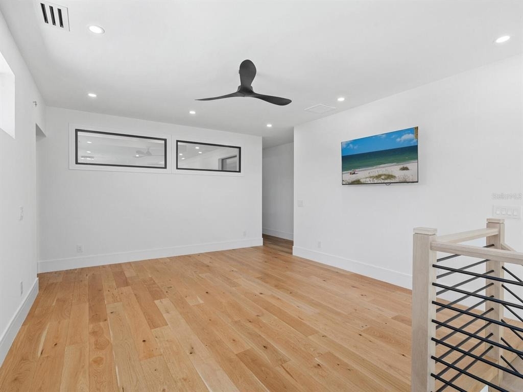 2467 Hyde Park Street - Photo 20