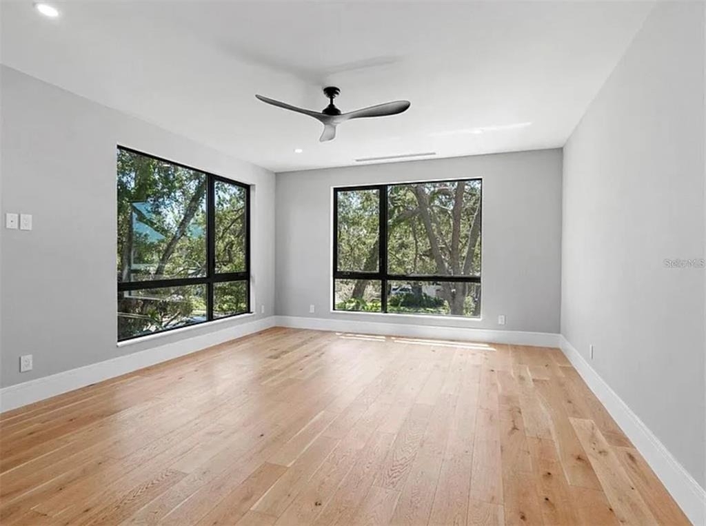 2467 Hyde Park Street - Photo 25