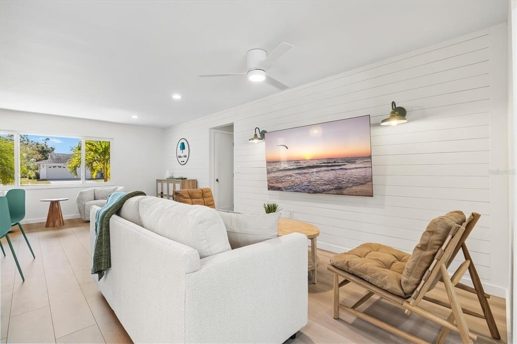2641 Hyde Park Street - Photo 11