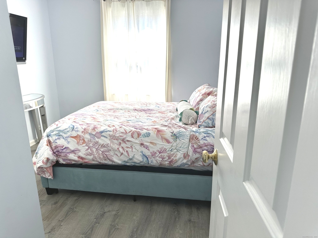 2149 Fairfield Beach Road - Photo 9