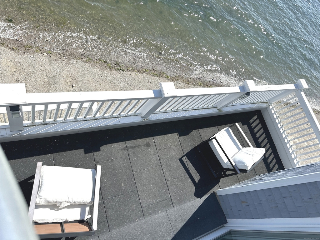 2149 Fairfield Beach Road - Photo 13