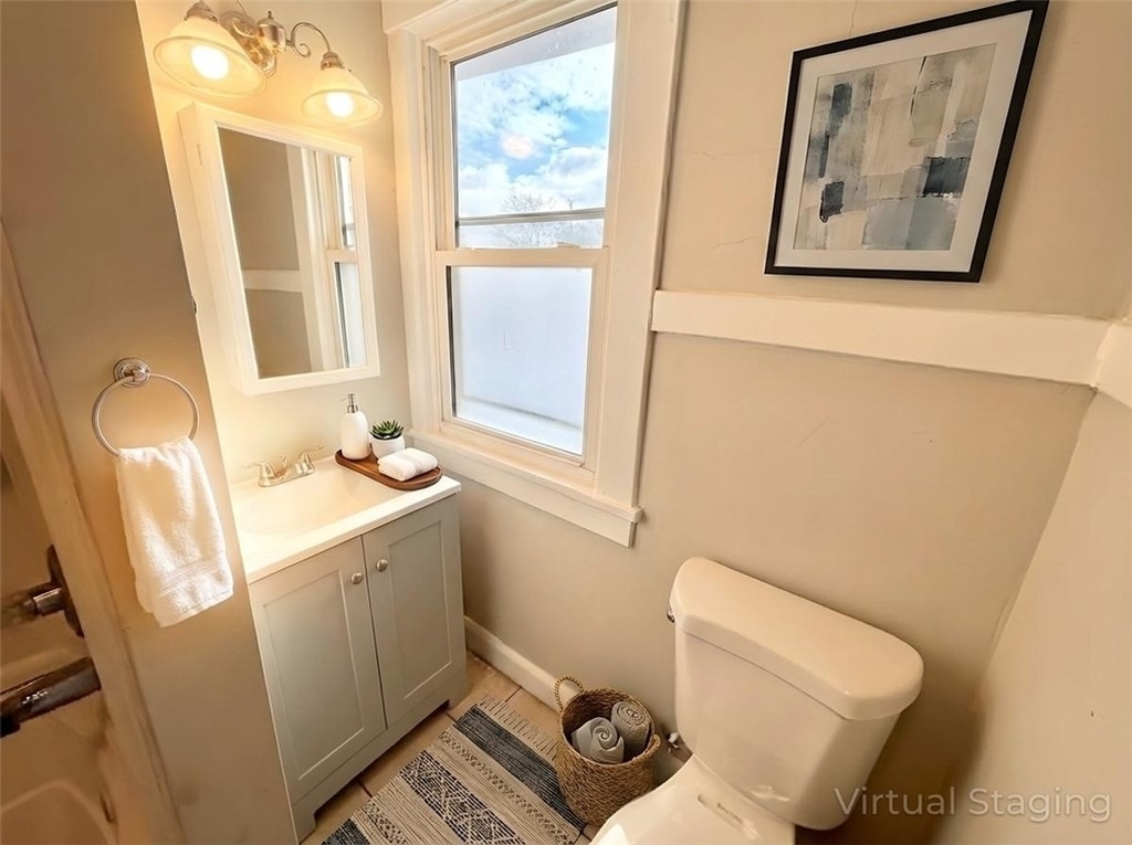 874 Vankirk St - Photo 8