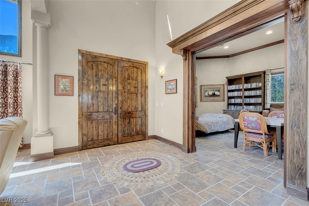 264 Crestview Drive - Photo 10