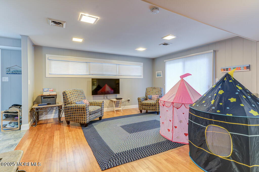 10 E Street - Photo 5