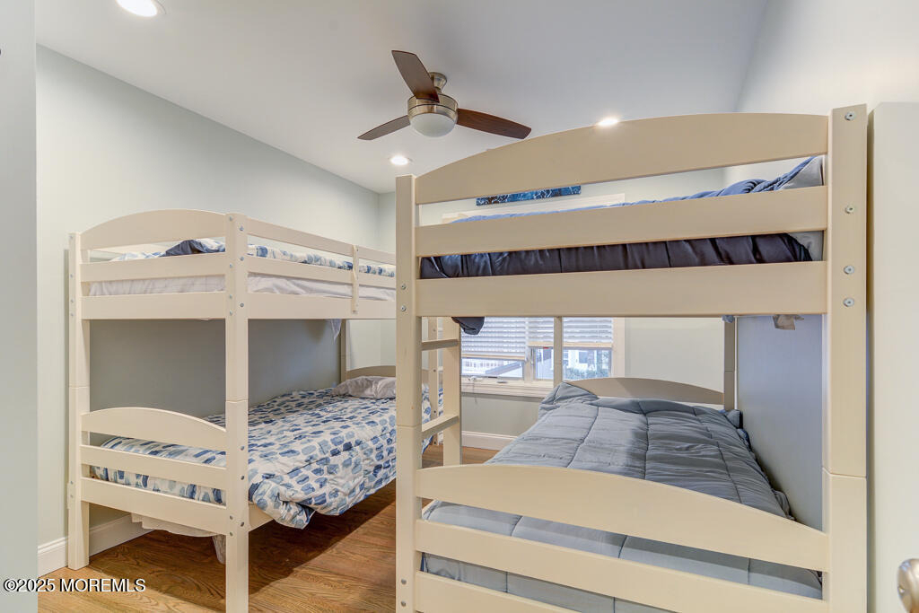 10 E Street - Photo 15