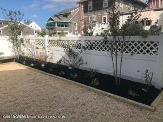 10 E Street - Photo 19