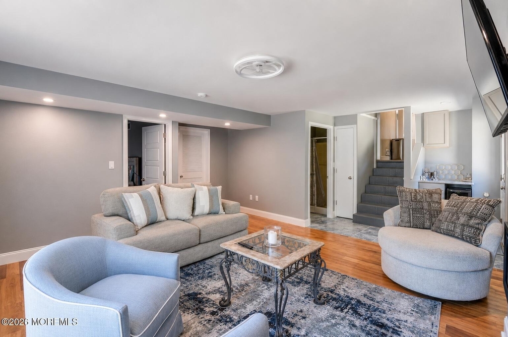 10 E Street - Photo 25