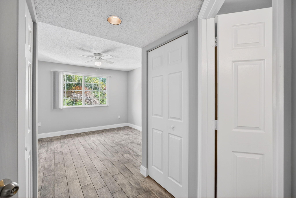 2119 Se 10th Avenue - Photo 26