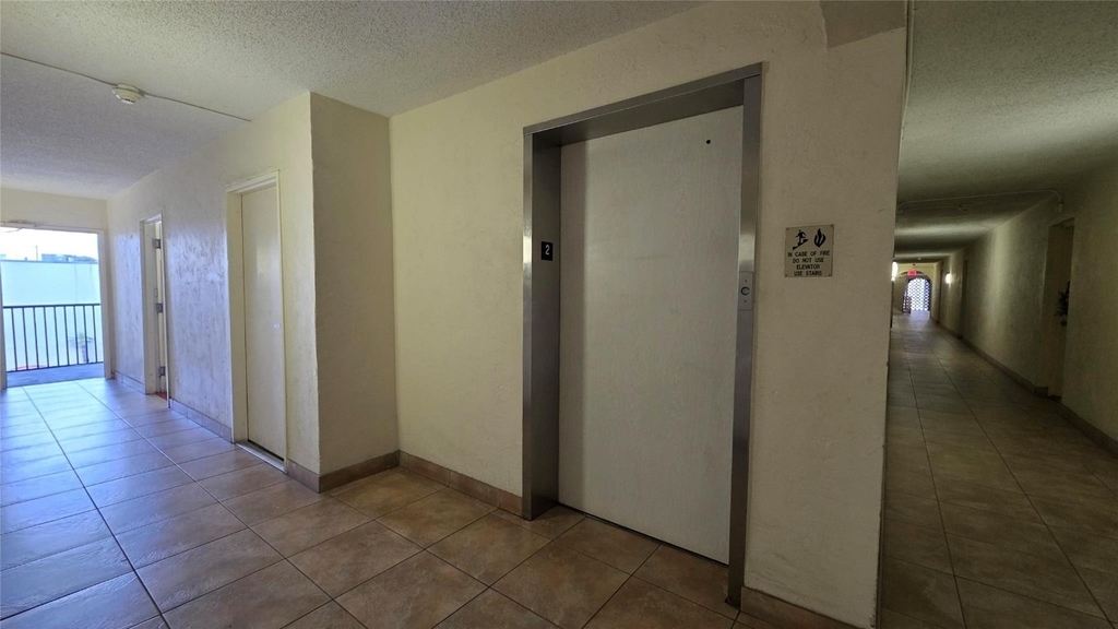 253 S Cypress Road - Photo 14