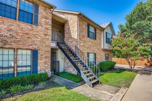 2835 Keller Springs Road - Photo 3